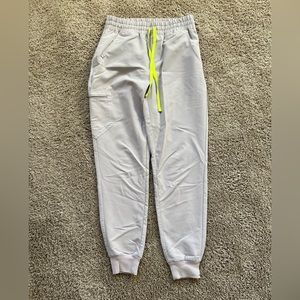 Figs high waisted, grey/tan with lime green tie joggers